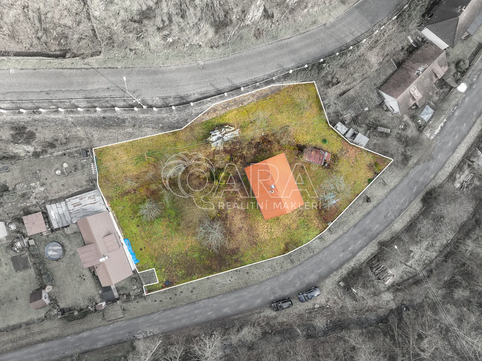 Rodinný dům (hrubá stavba), 3+1, 85 m², pozemek 1 454 m², ul. Nádražní – Rataje nad Sázavou