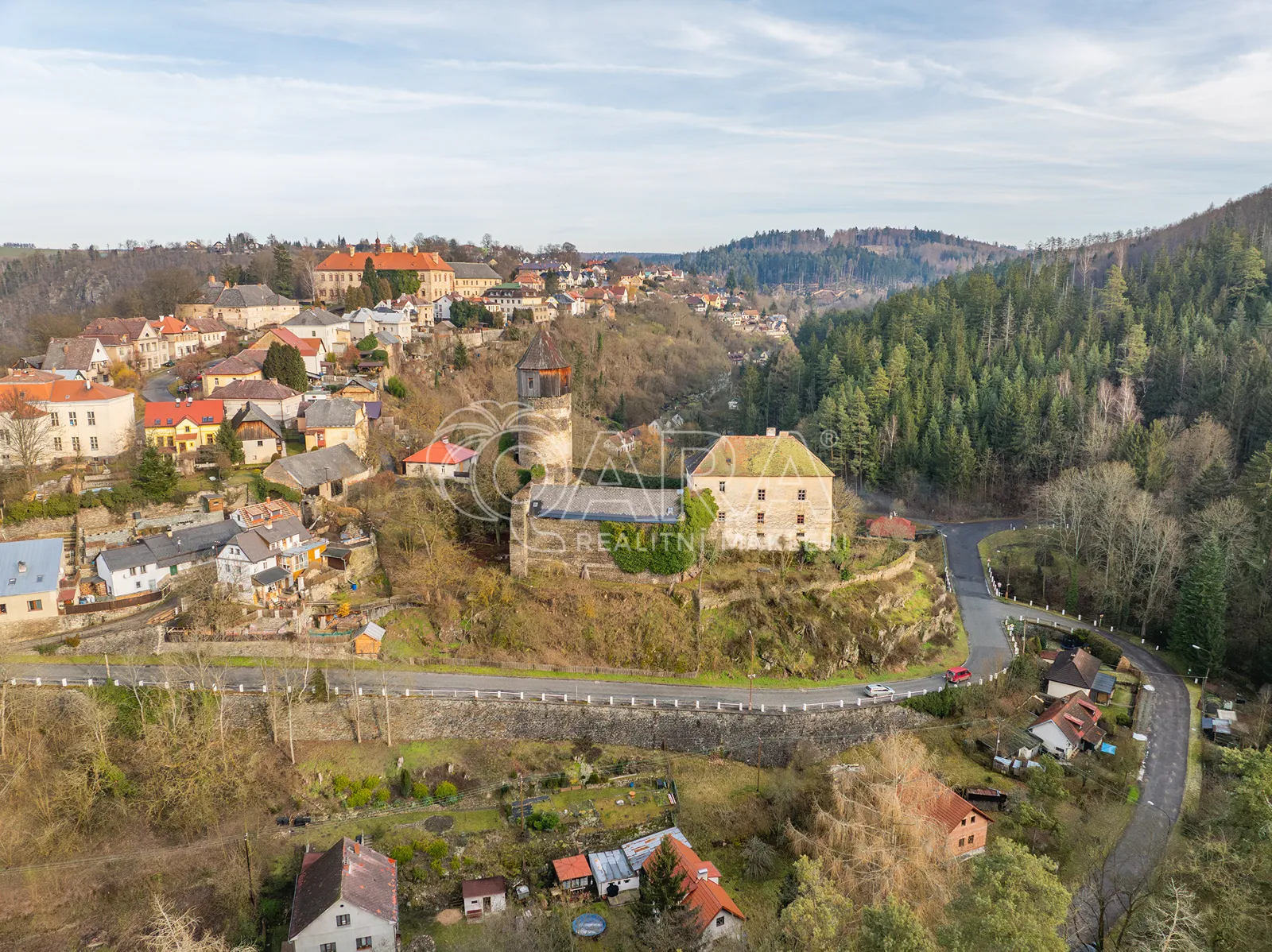 Rodinný dům (hrubá stavba), 3+1, 85 m², pozemek 1 454 m², ul. Nádražní – Rataje nad Sázavou